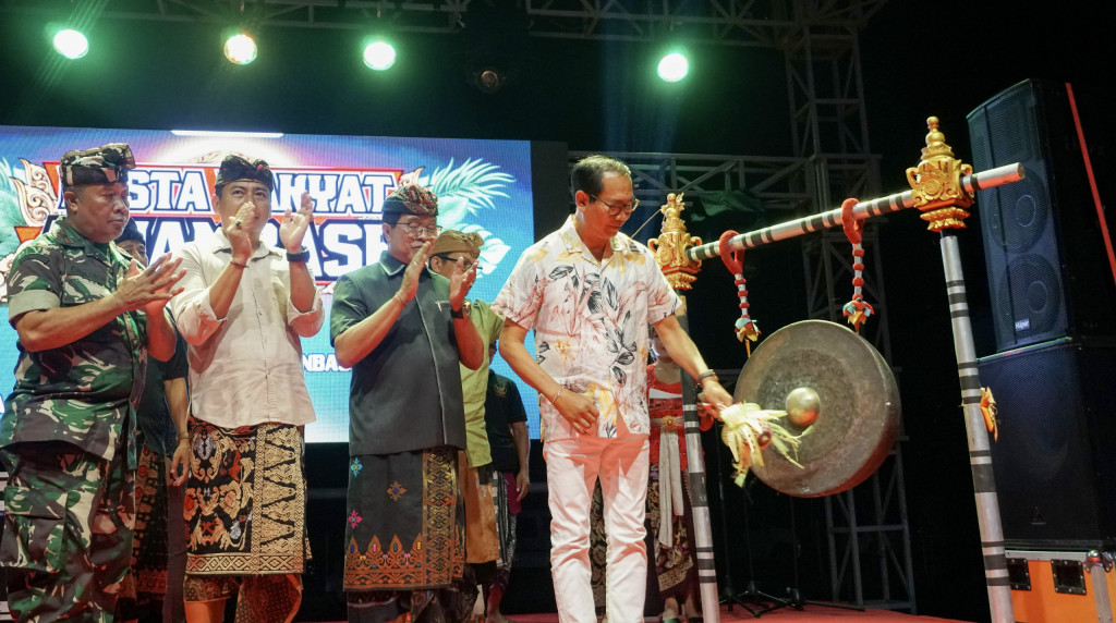 Pesta Rakyat Kelurahan Abianbase 2024